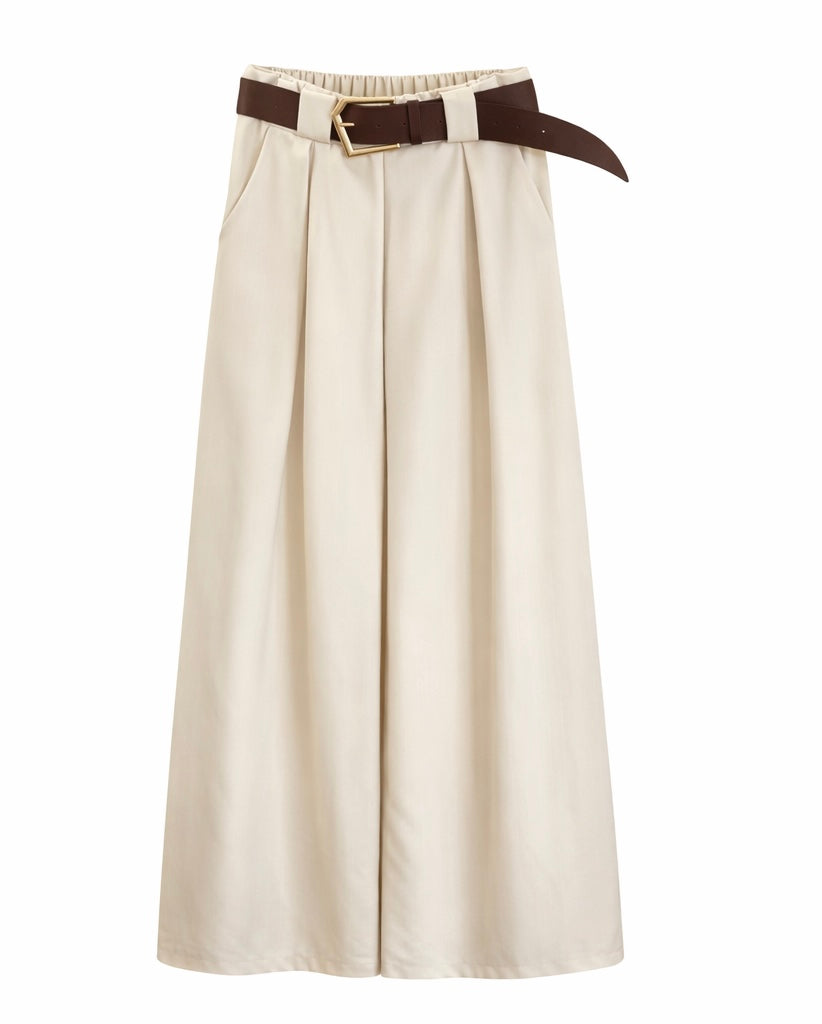 Clasic Beige Pants with Brown Belt