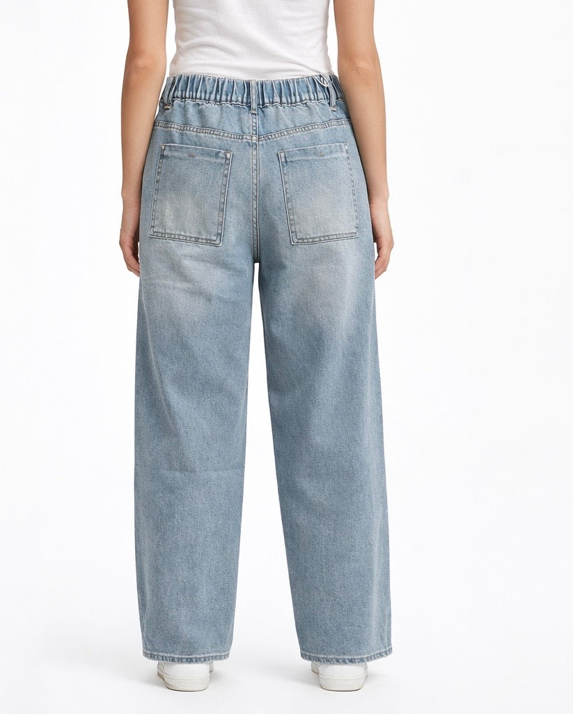 Light Wash Barrel-Leg Denim Jeans